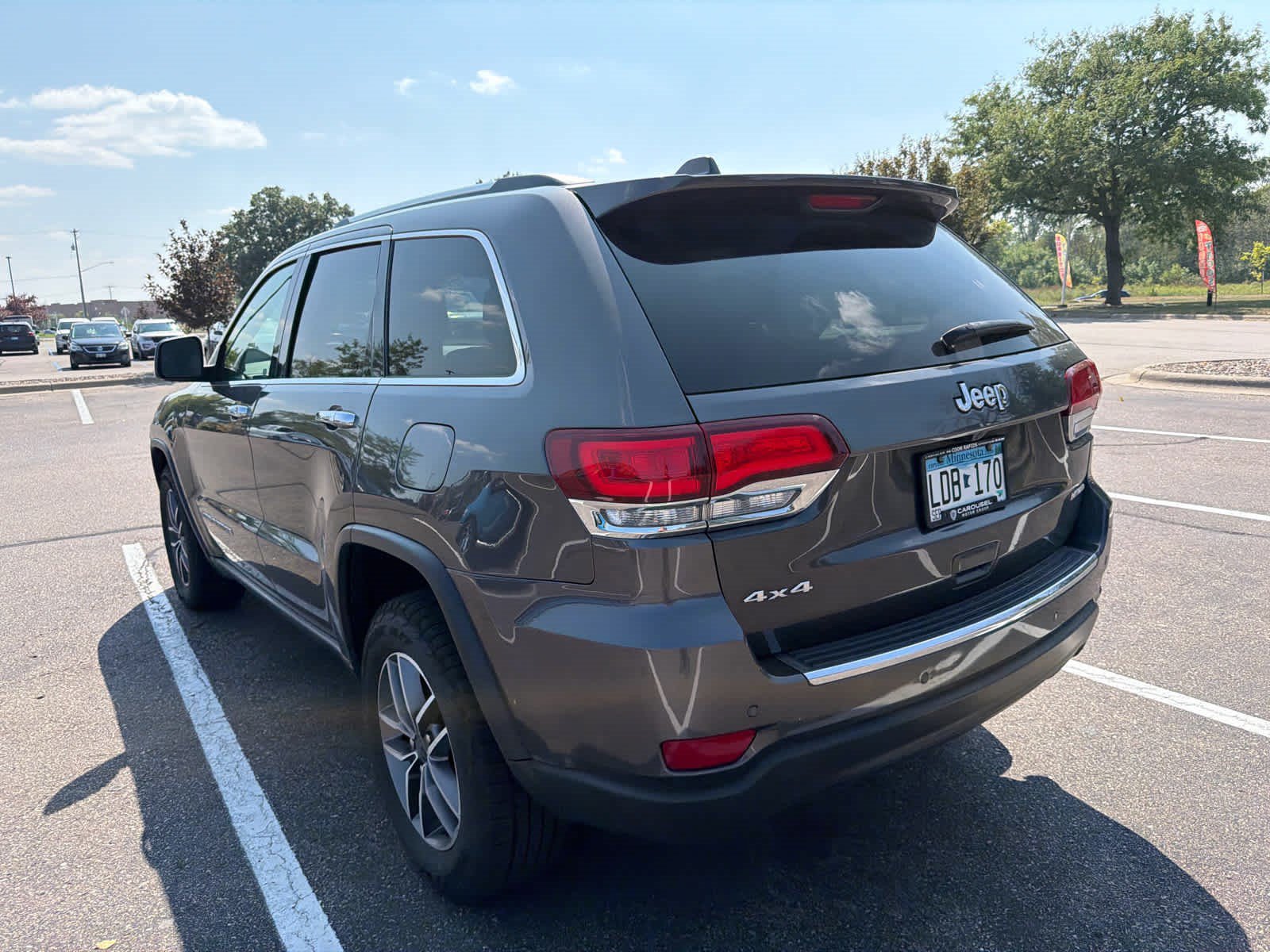 Used 2021 Jeep Grand Cherokee Limited AWD/4WD image 6