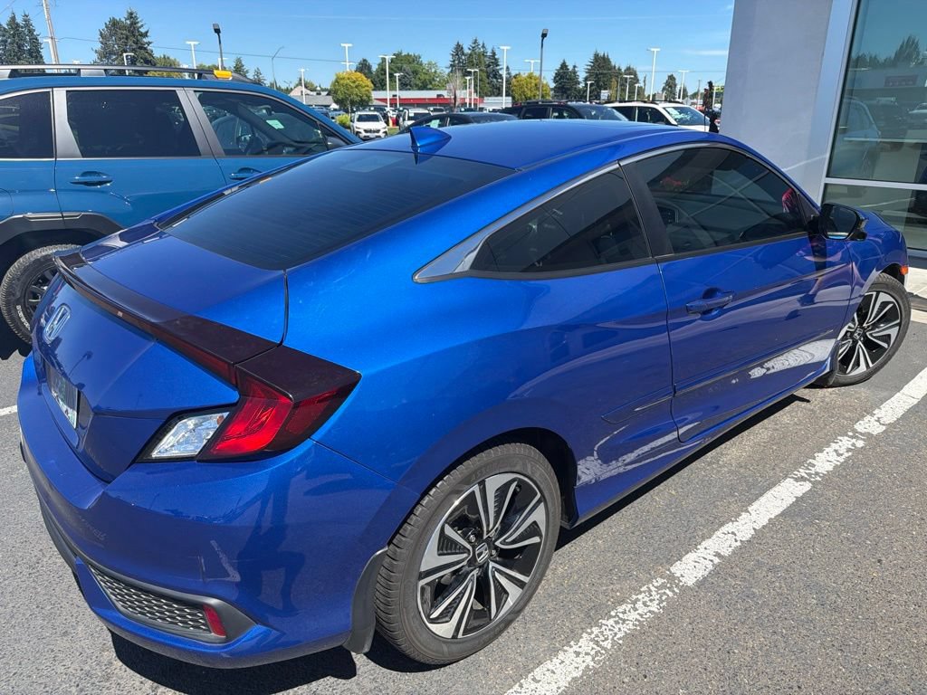 Used 2018 Honda Civic EX-T image 3