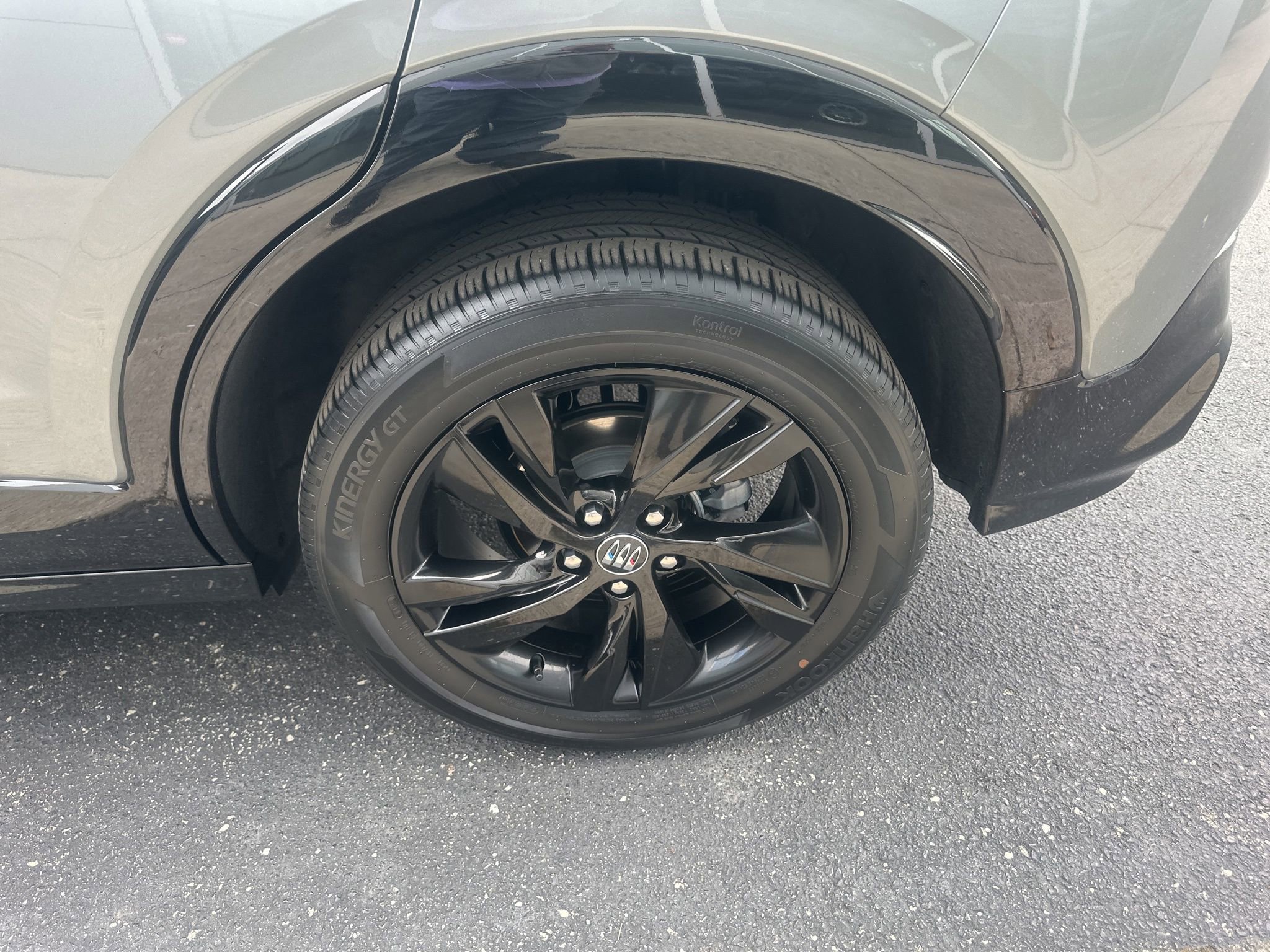 Used 2024 Buick Encore GX Sport Touring image 29