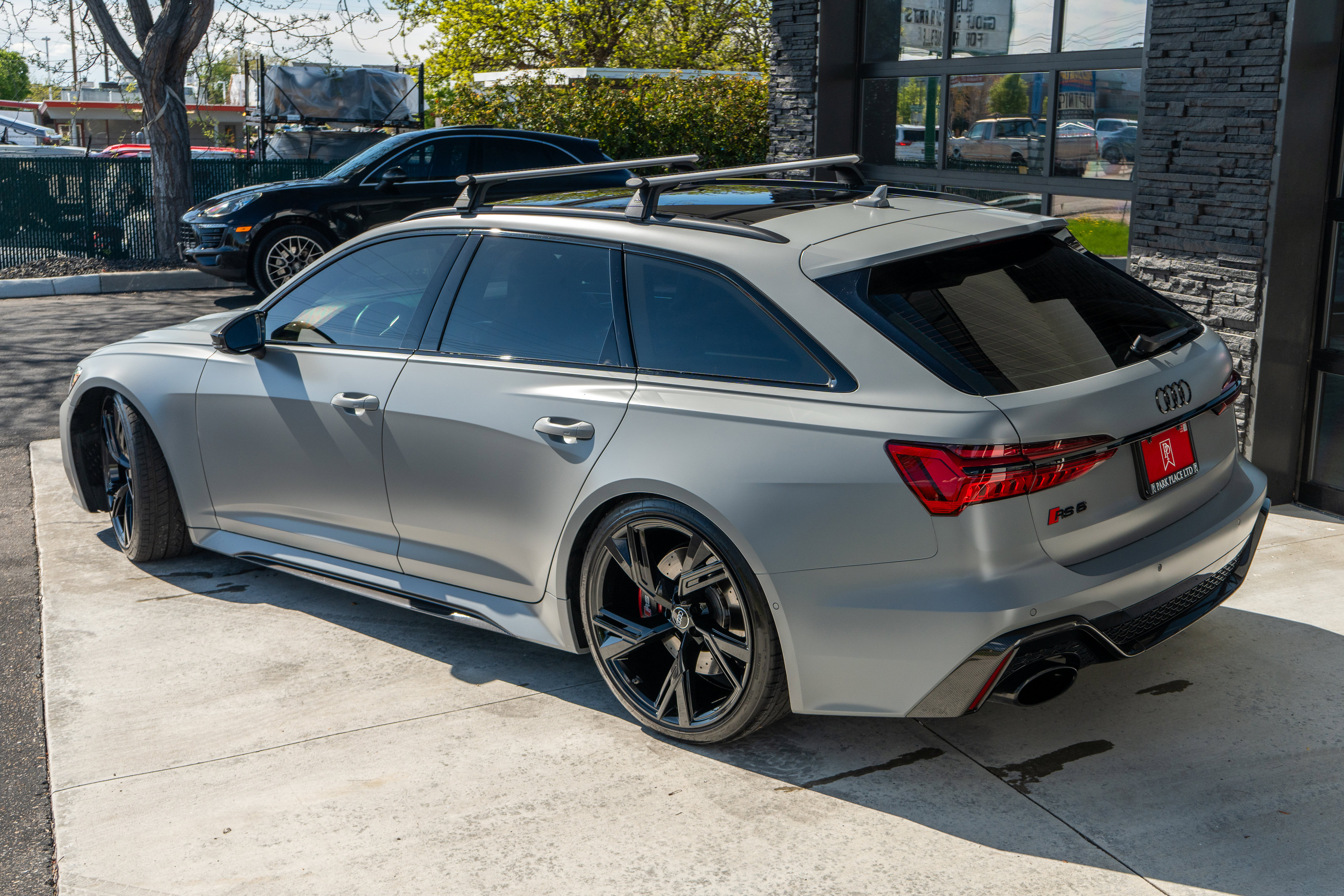 Used 2021 Audi RS 6 AWD/4WD image 7