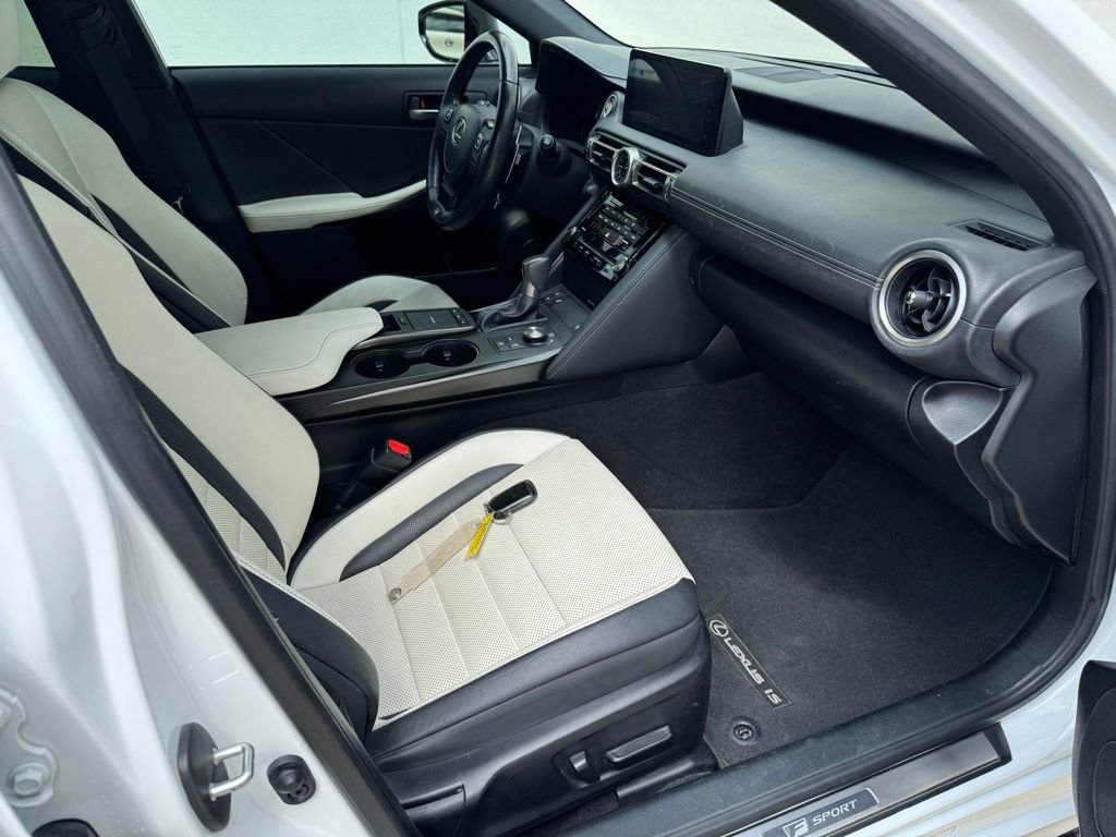 Used 2021 Lexus IS 350 F Sport w/ Navigation Package image 16
