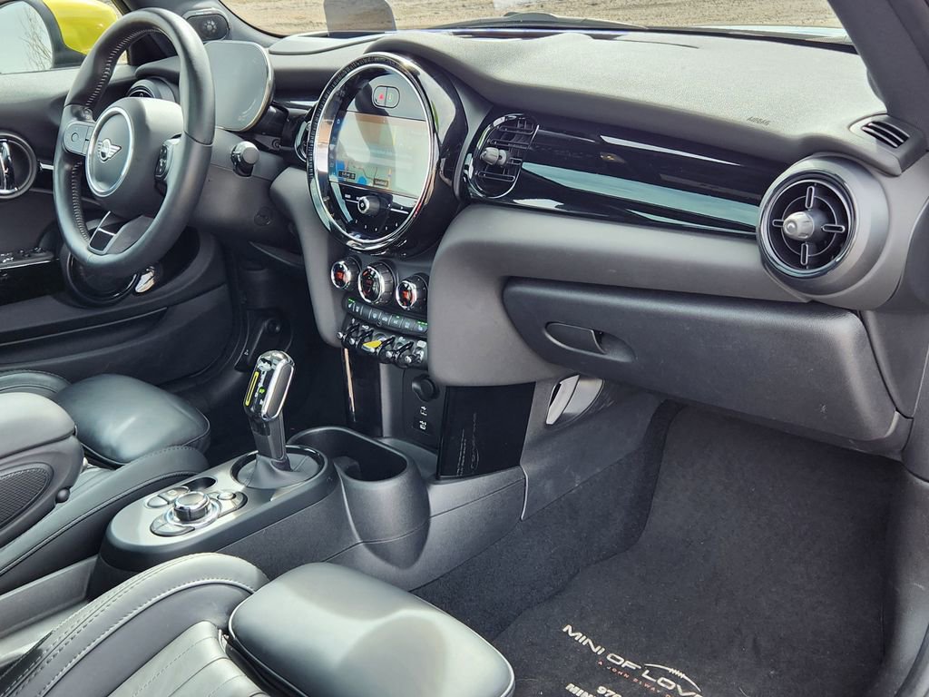 Used 2022 MINI Cooper SE image 14