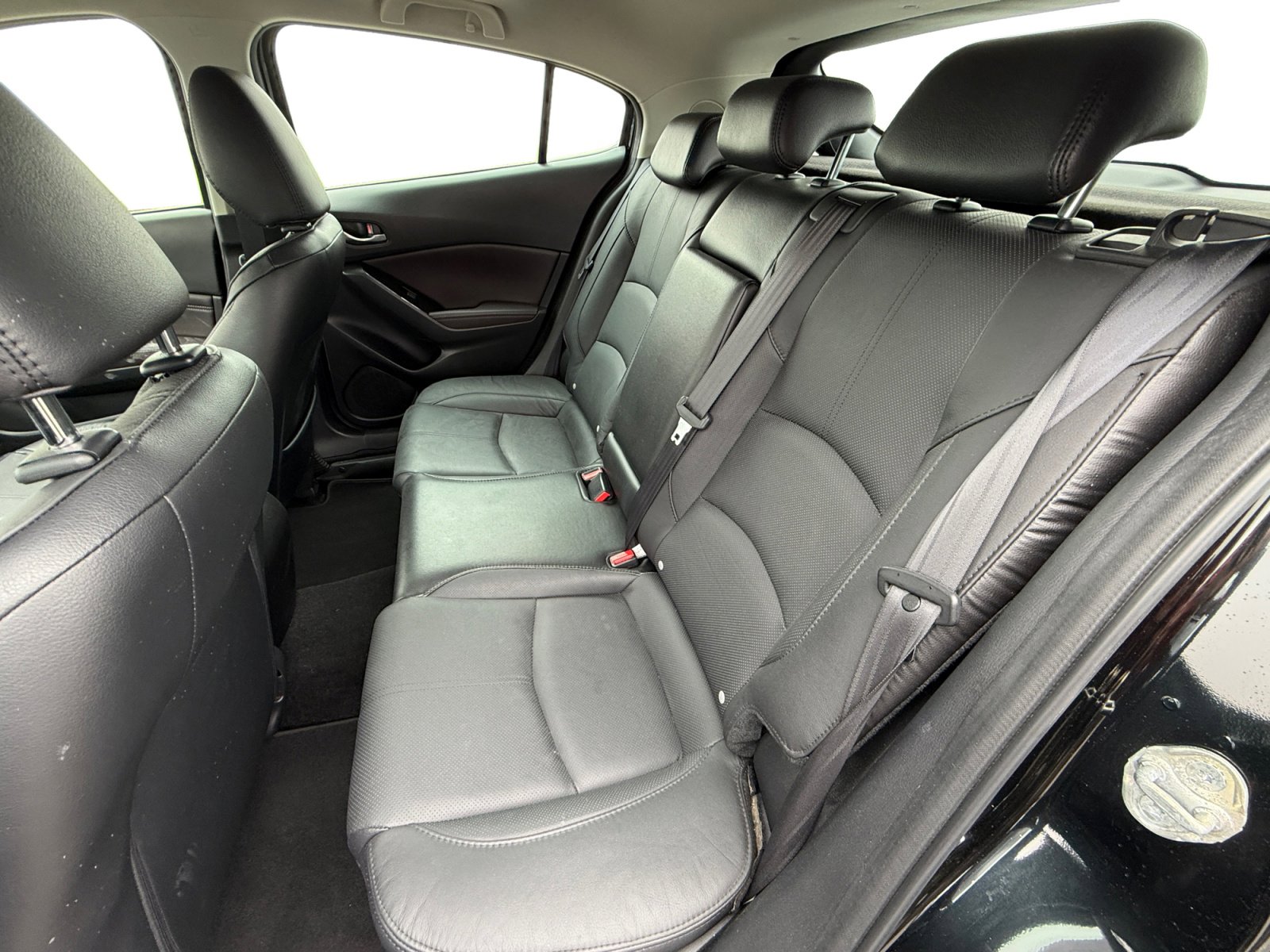 Used 2018 MAZDA MAZDA3 Grand Touring image 16