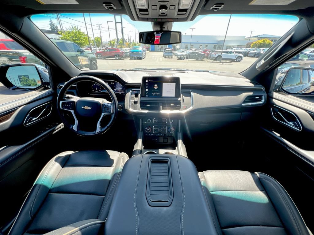Used 2022 Chevrolet Tahoe Premier AWD/4WD image 18