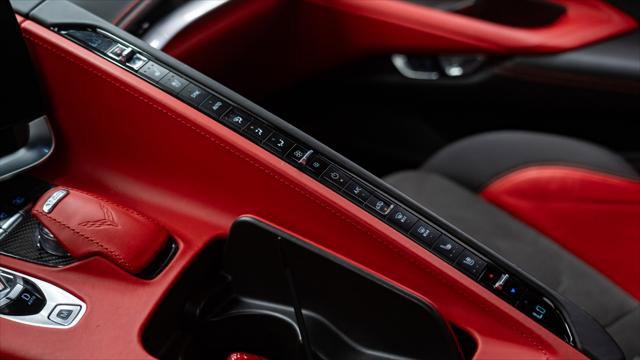 Used 2022 Chevrolet Corvette 3LT w/ Z51 Performance Package image 37