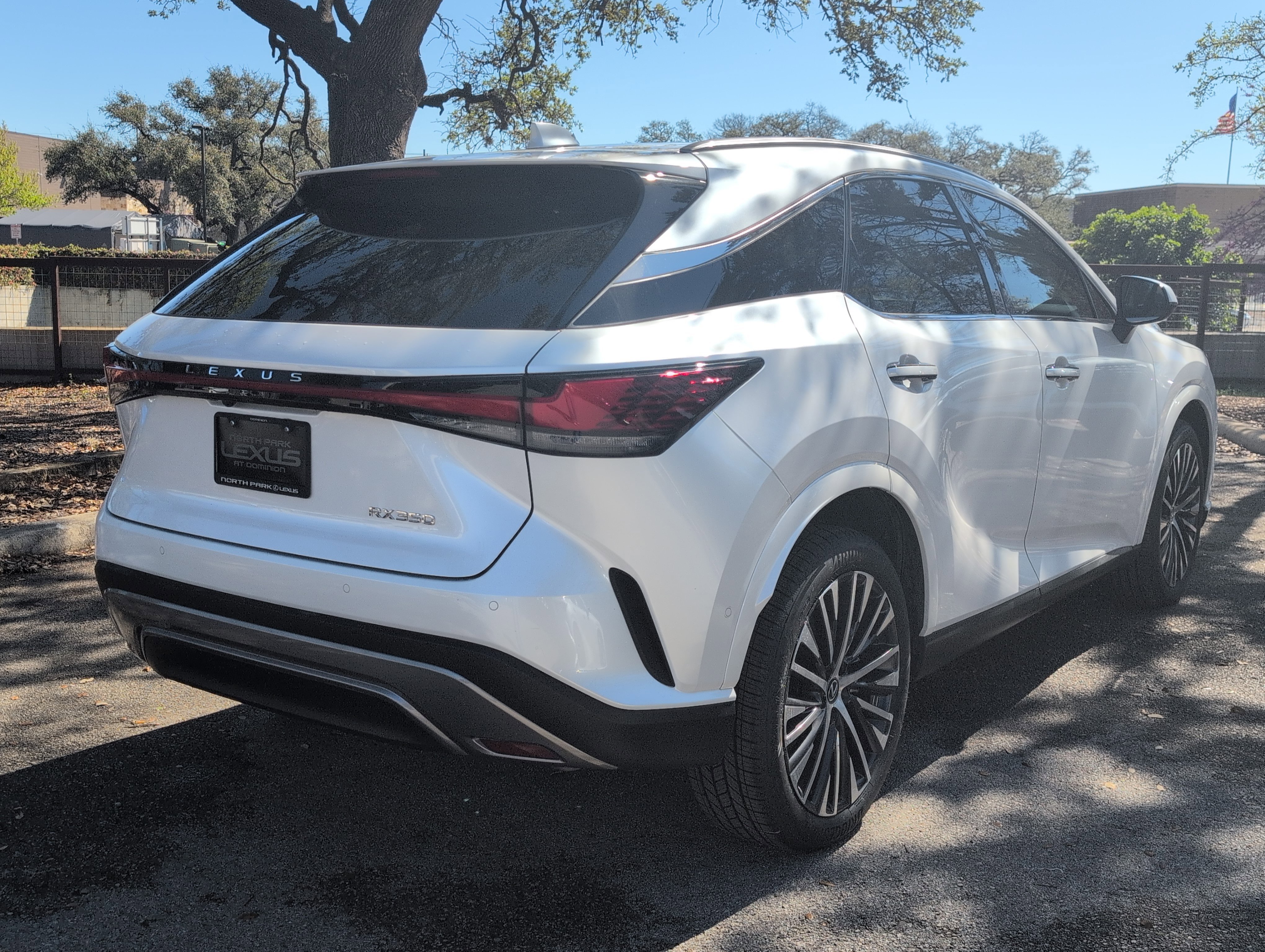 Certified 2025 Lexus RX 350 Premium Plus w/ Convenience Package image 27