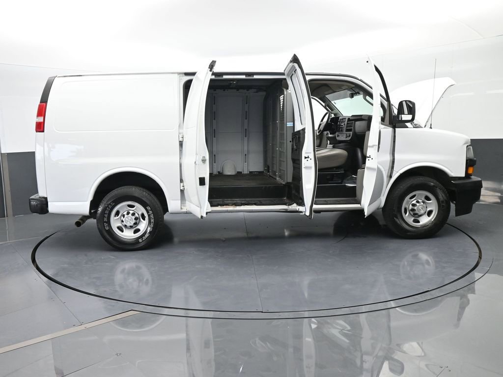 Used 2019 Chevrolet Express 2500 image 62