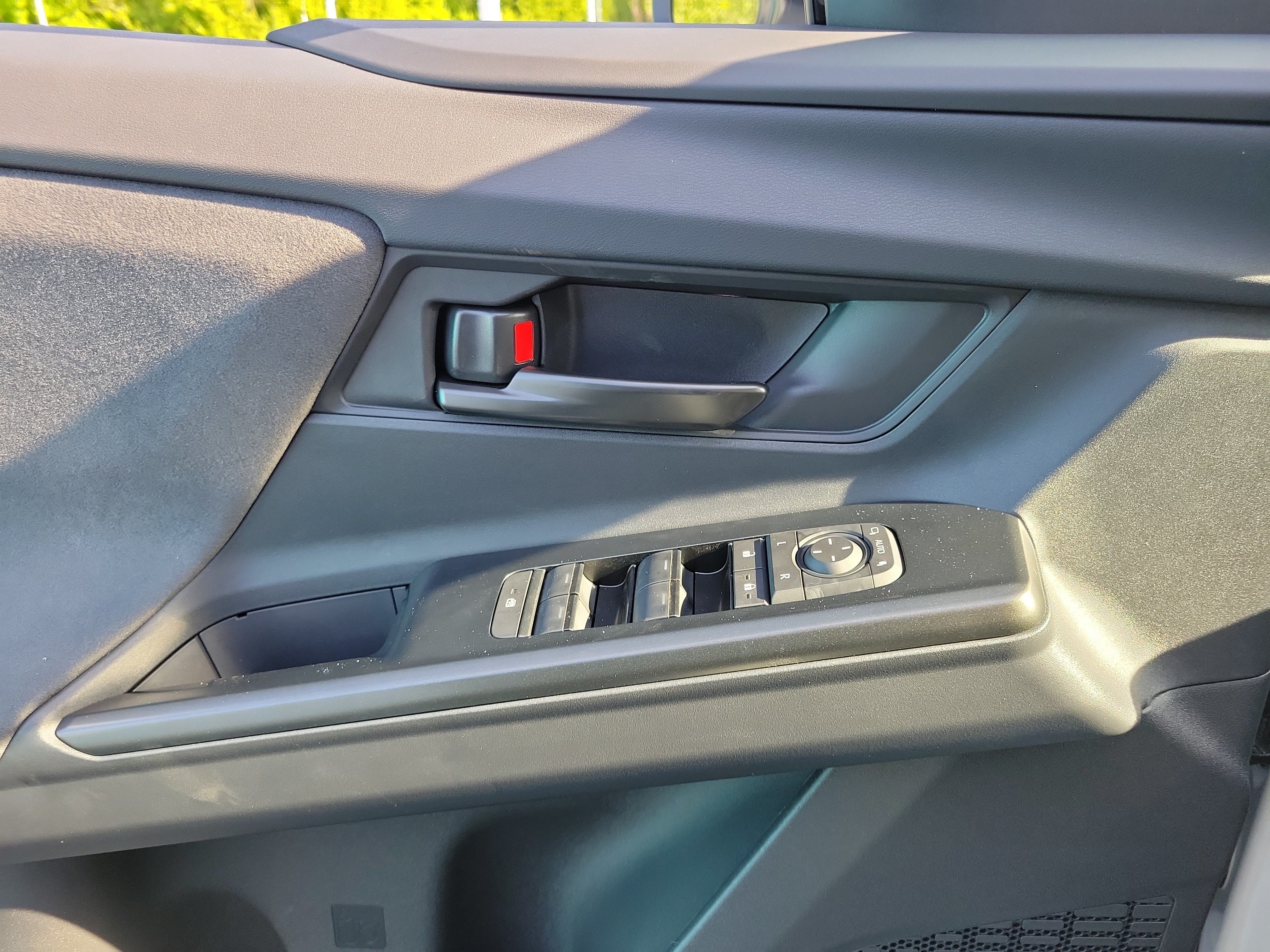 New 2026 Toyota C-HR AWD/4WD image 13