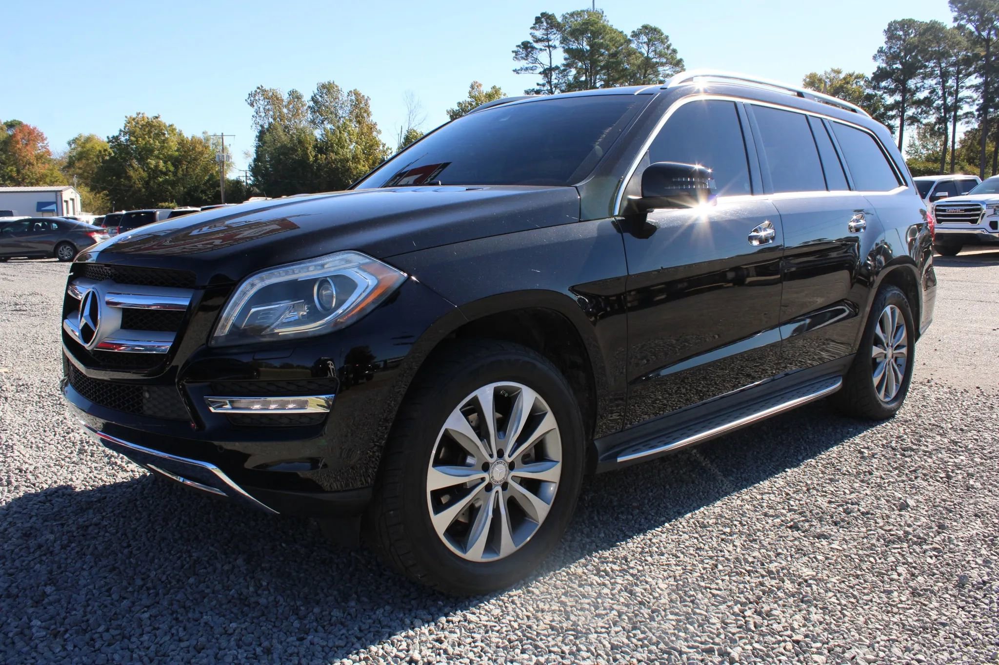 Used 2014 Mercedes-Benz GL 450 4MATIC image 3