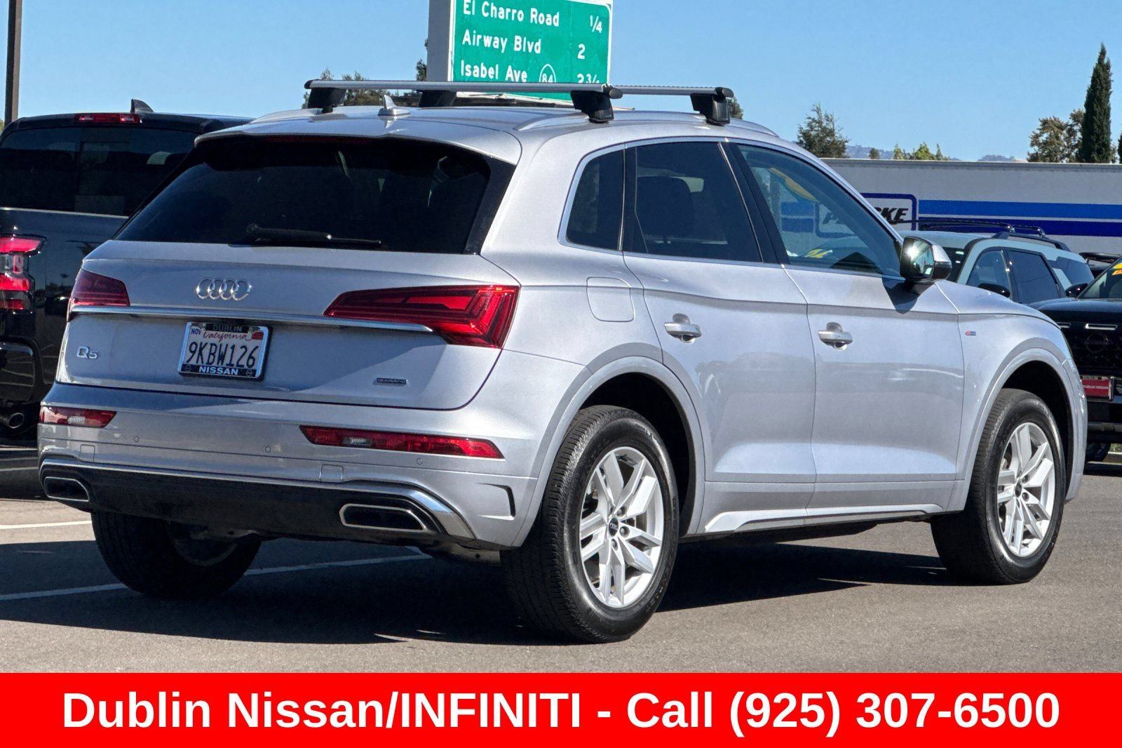 Used 2023 Audi Q5 2.0T Premium w/ Convenience Package AWD/4WD image 4