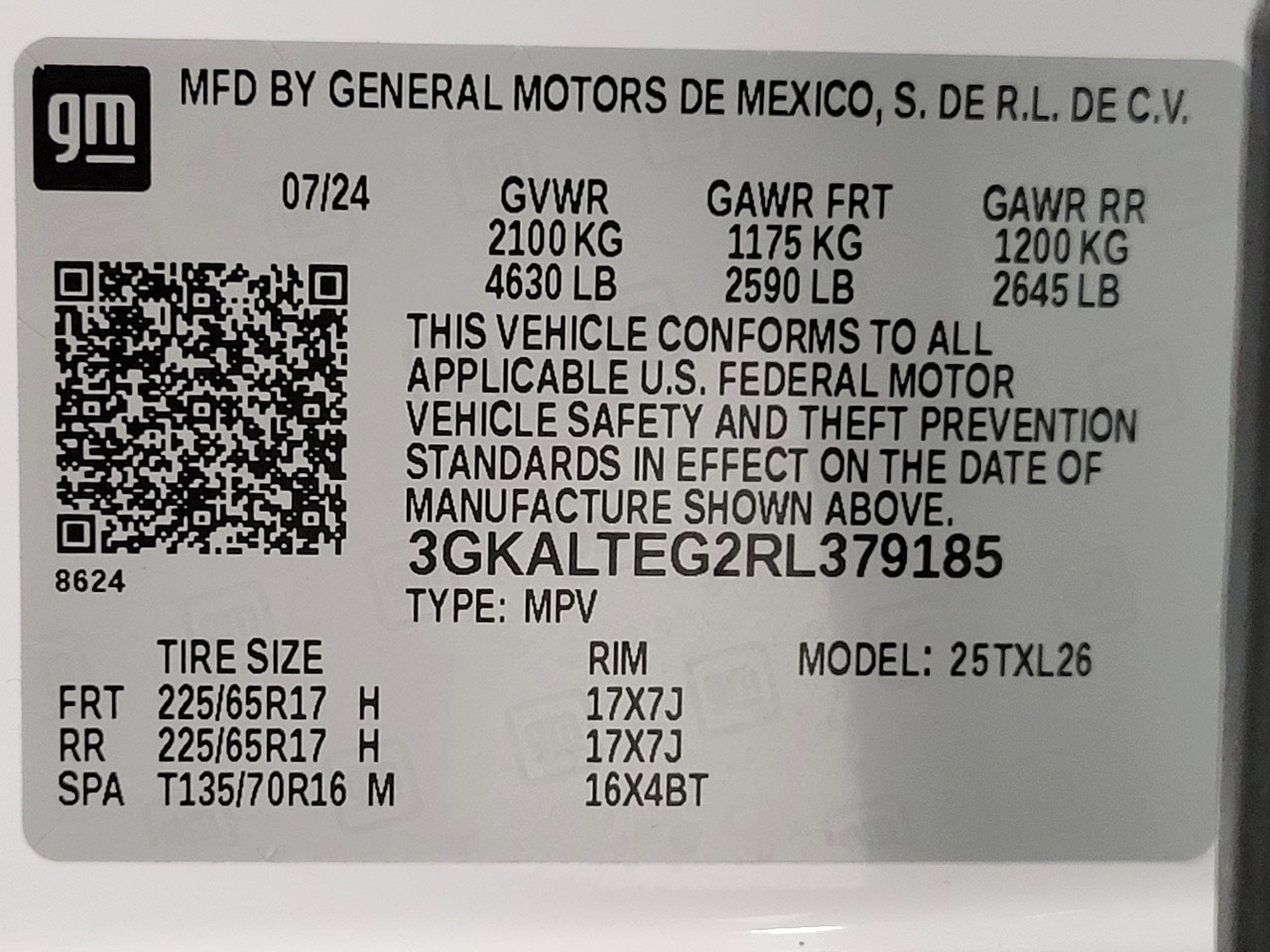 Used 2024 GMC Terrain SLE image 27