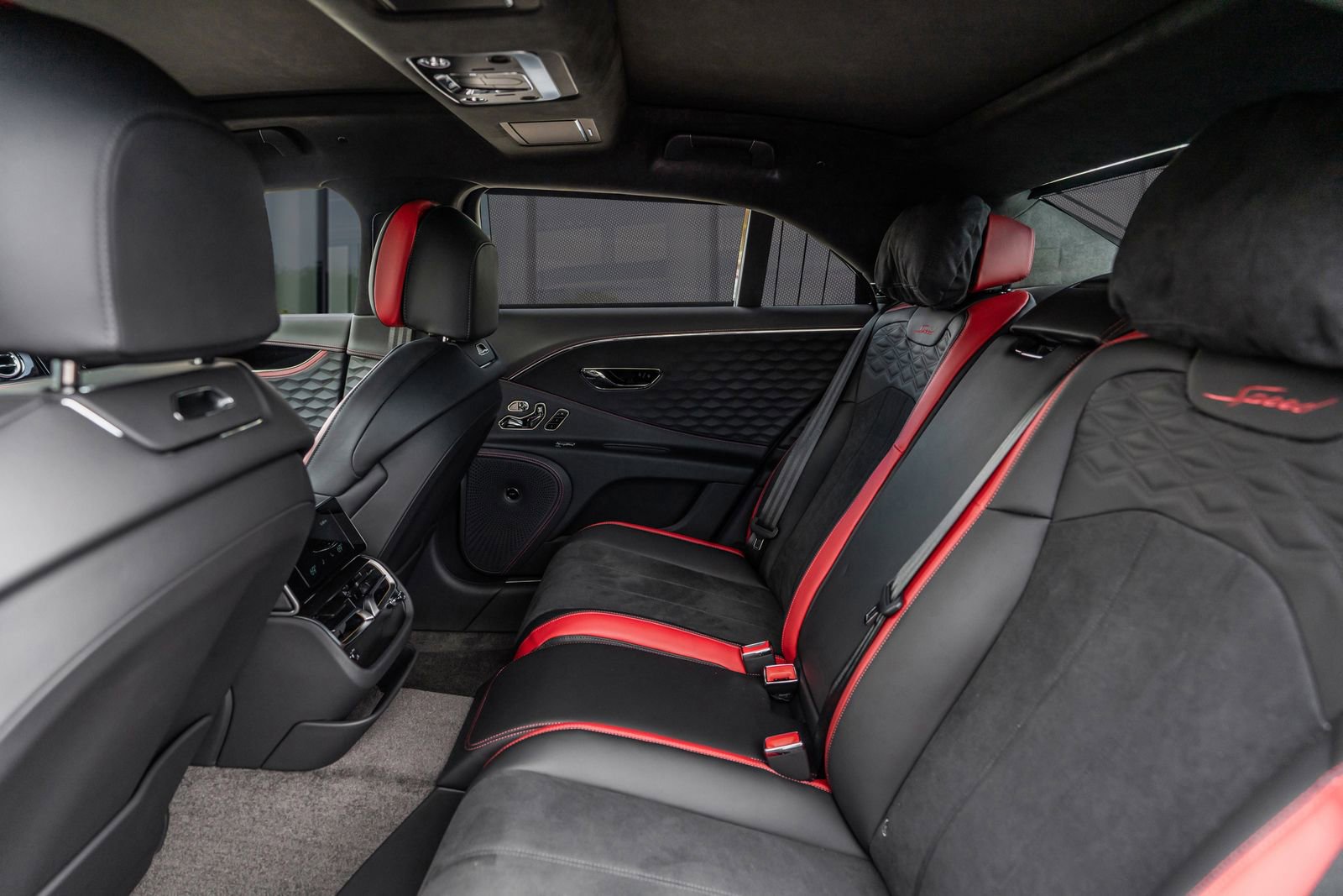 New 2025 Bentley Flying Spur Plug-In Hybrid image 56