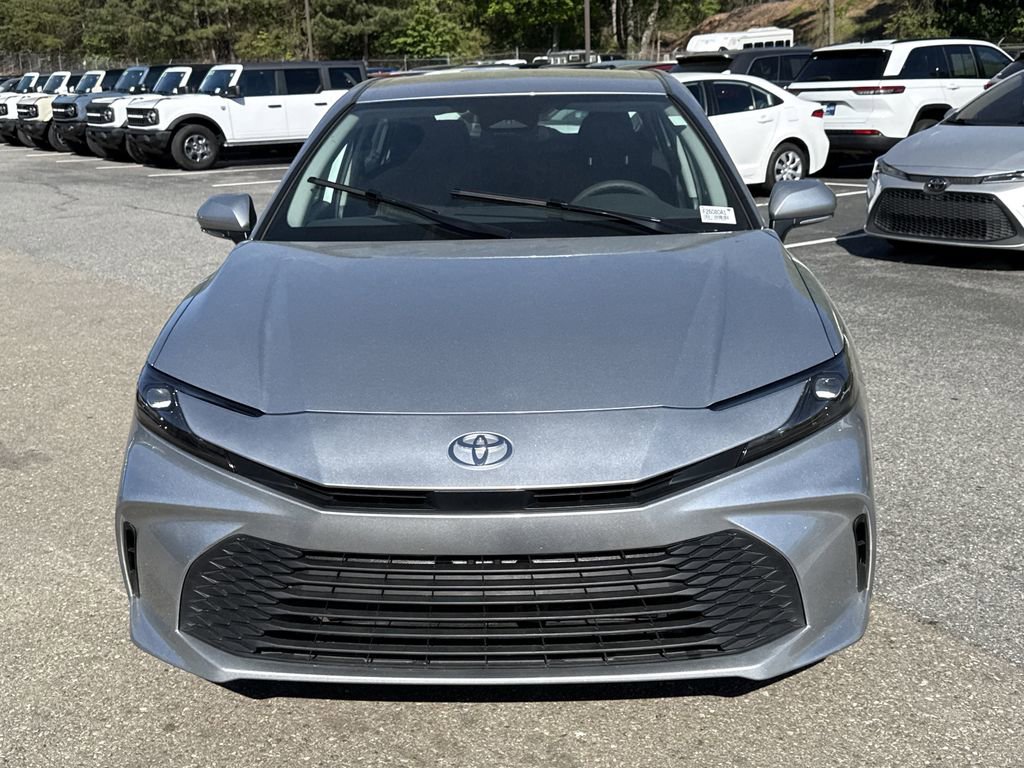 Used 2025 Toyota Camry LE FWD video 2