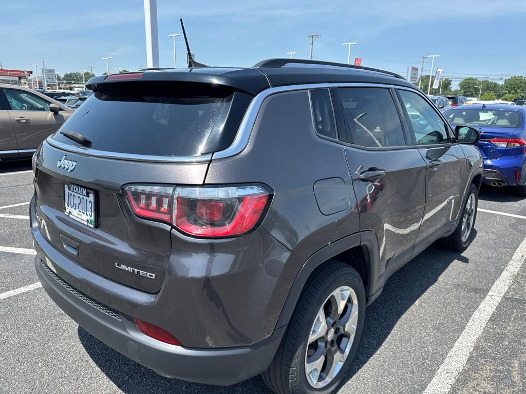 Used 2018 Jeep Compass Limited AWD/4WD image 5