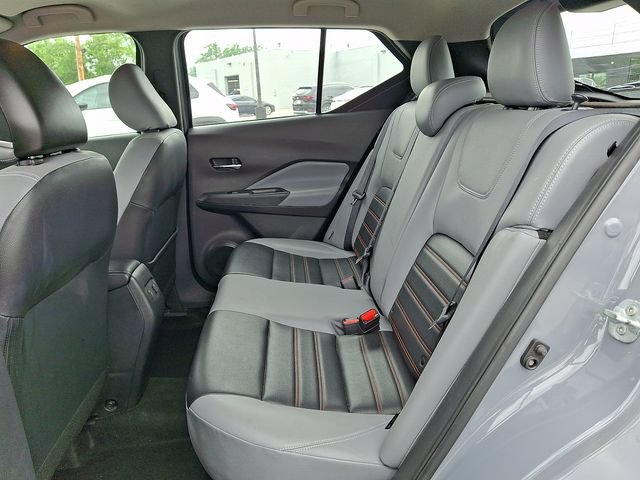 Used 2023 Nissan Kicks SR w/ SR Premium Package FWD image 12