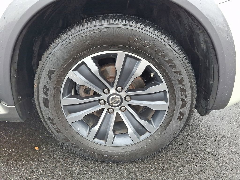 Used 2017 Nissan Armada SL w/ Moonroof Package image 8