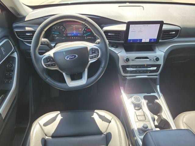 Certified 2024 Ford Explorer XLT w/ Equipment Group 202A AWD/4WD image 24
