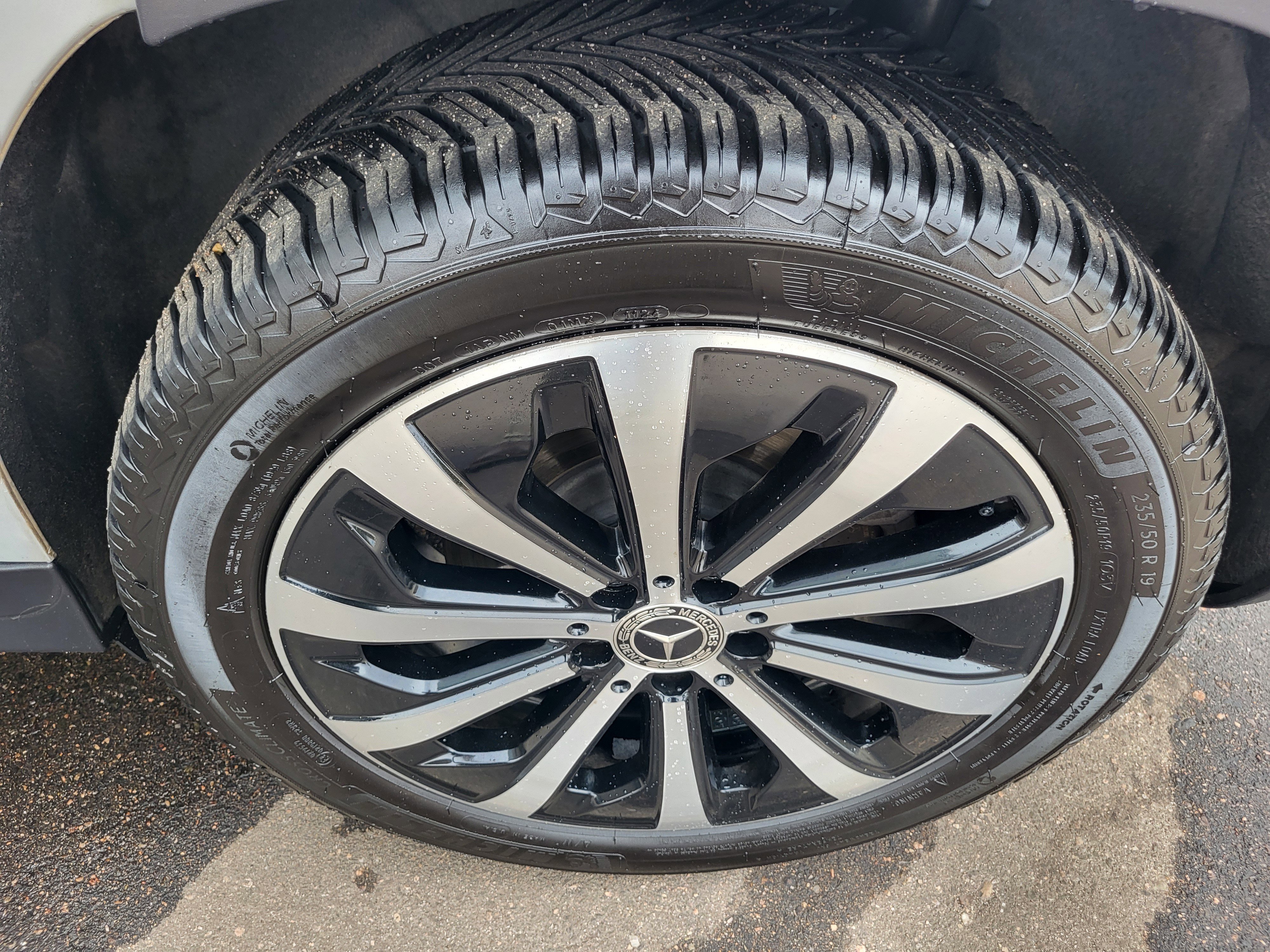 Used 2021 Mercedes-Benz GLB 250 GLB 250 image 16