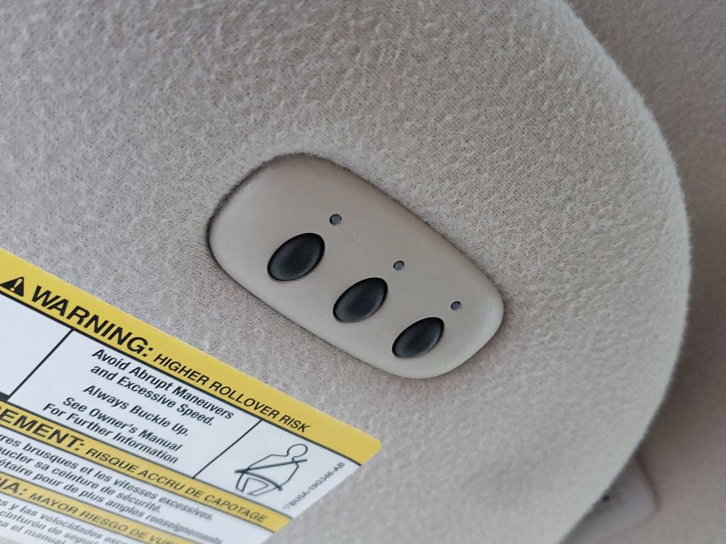 Used 2013 Ford Expedition Limited image 23