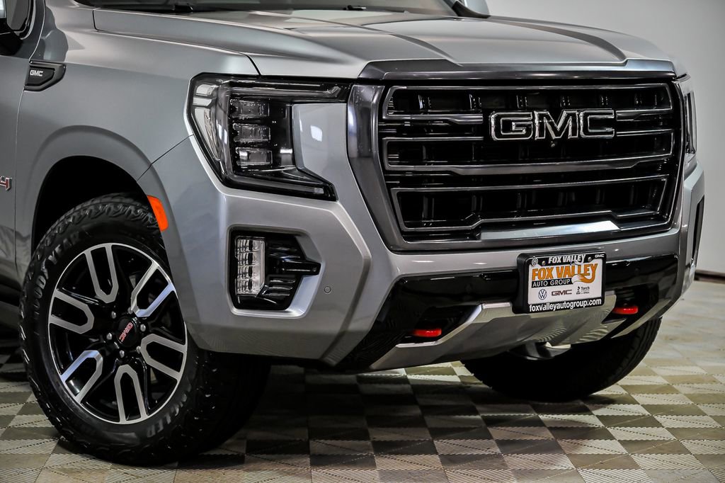 Used 2024 GMC Yukon XL AT4 w/ AT4 Premium Package AWD/4WD image 2