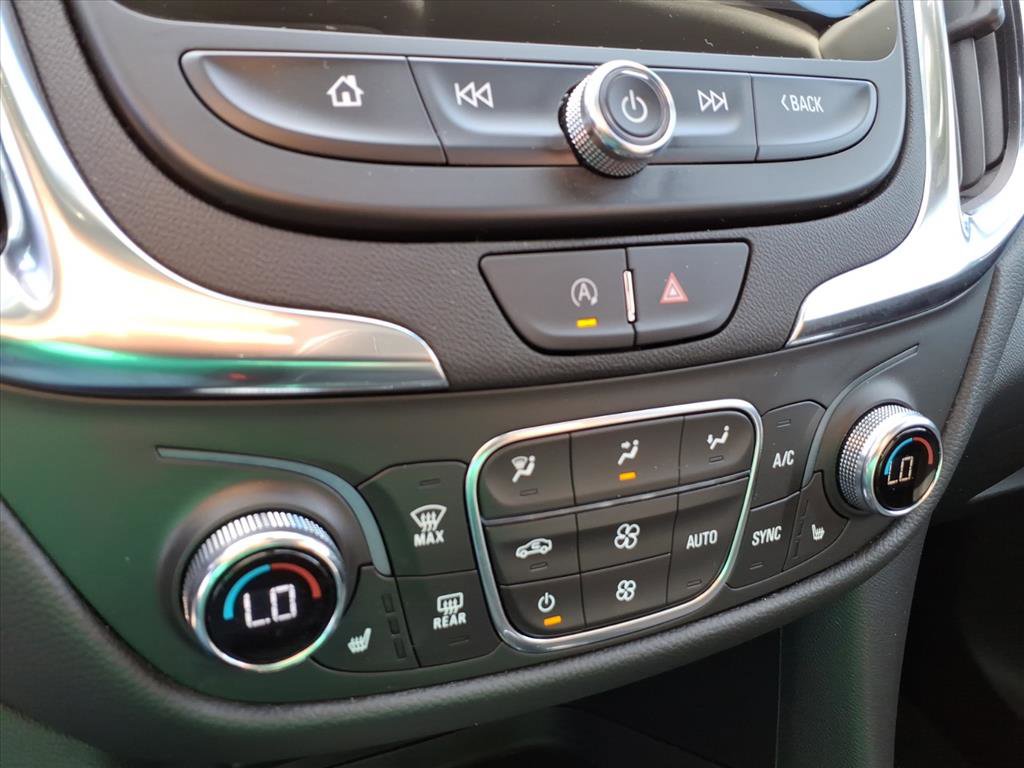 Used 2024 Chevrolet Equinox LT FWD image 30