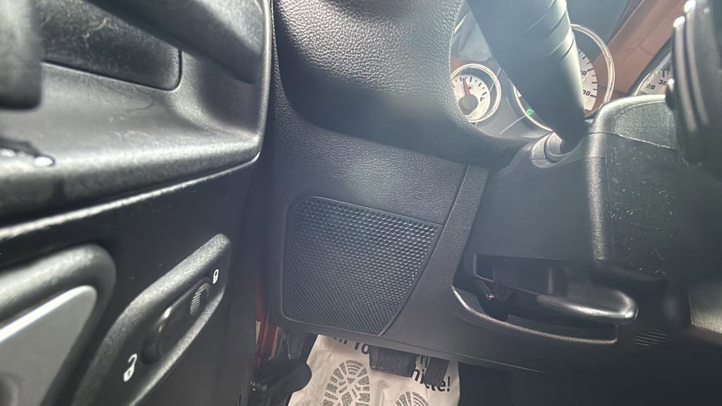 Used 2012 Jeep Wrangler Unlimited Sahara image 28