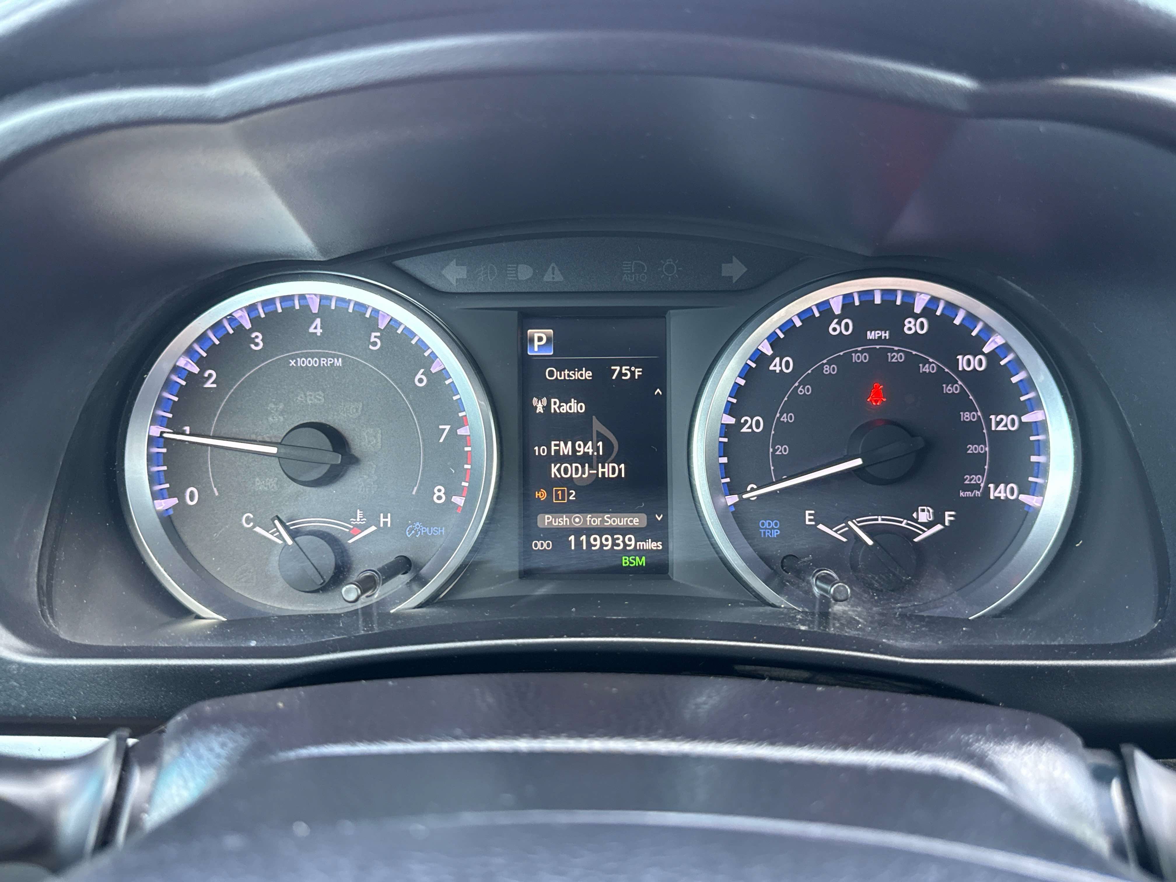Used 2019 Toyota Highlander Plus AWD/4WD image 26