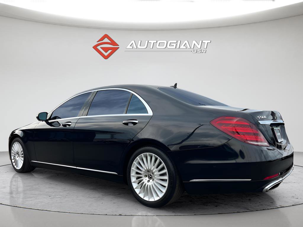 Used 2018 Mercedes-Benz S 560 Sedan image 4