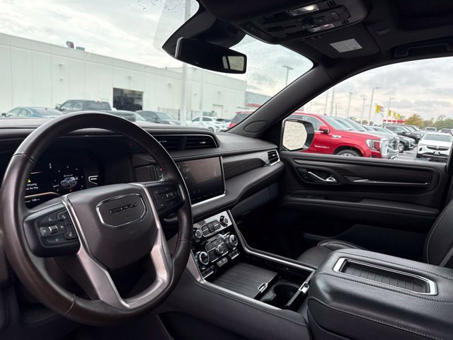 Used 2023 GMC Yukon XL Denali w/ Max Trailering Package AWD/4WD image 17