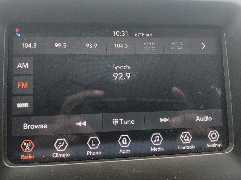 Used 2020 Jeep Cherokee Latitude Plus w/ Cold Weather Group image 25