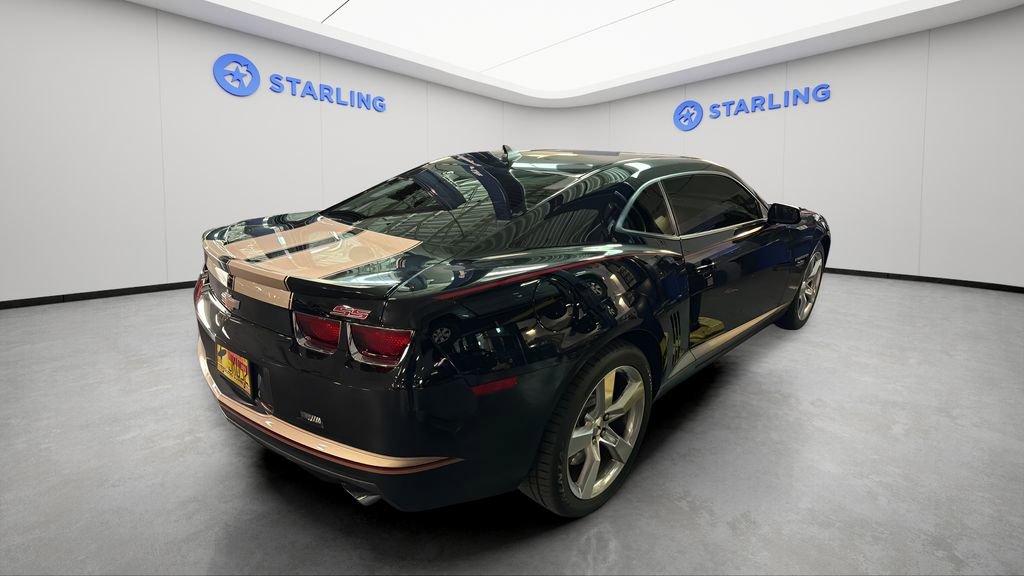 Used 2010 Chevrolet Camaro SS w/ RS Package image 3