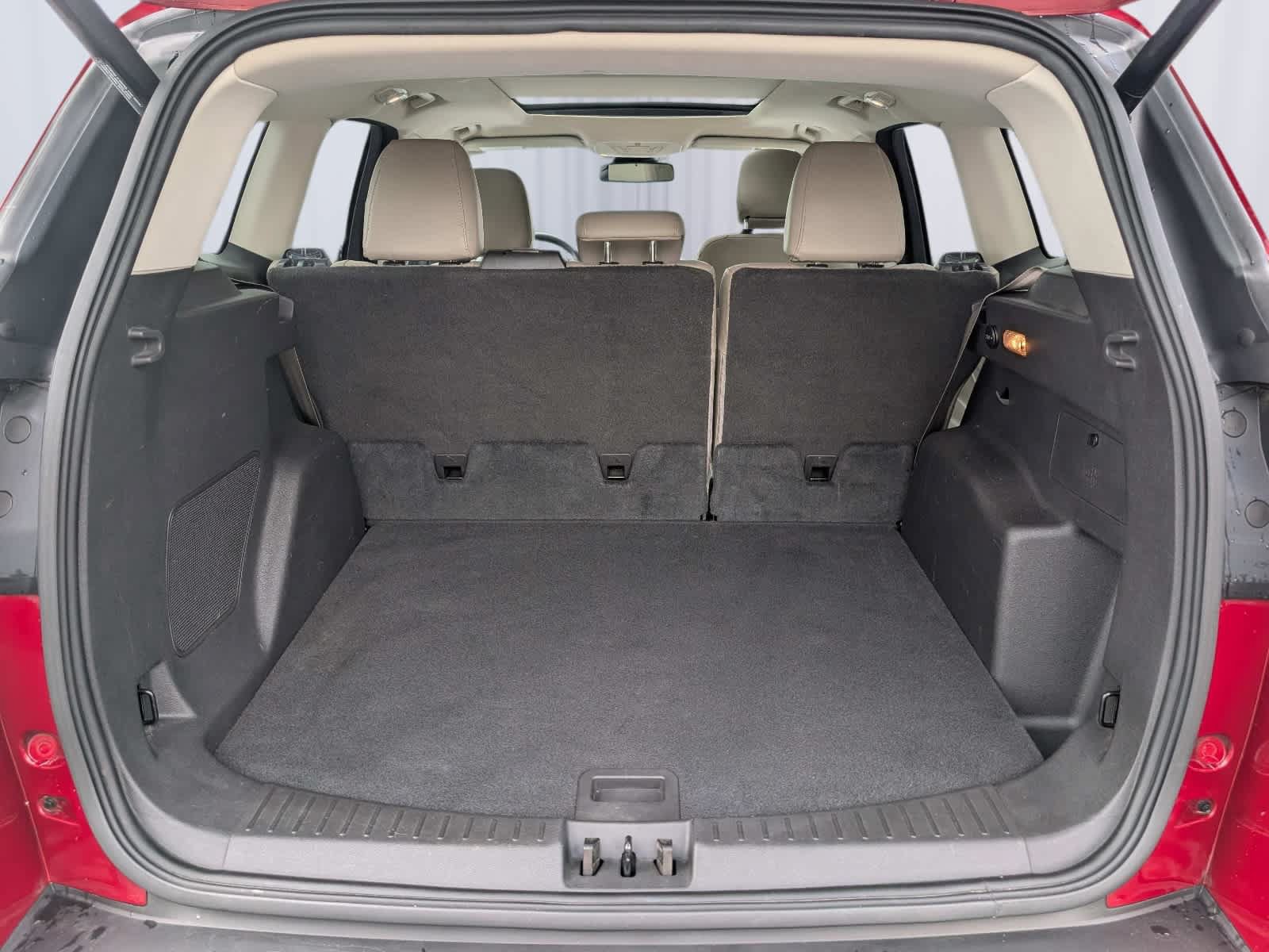 Used 2018 Ford Escape Titanium w/ Ford Safe & Smart Package AWD/4WD image 11