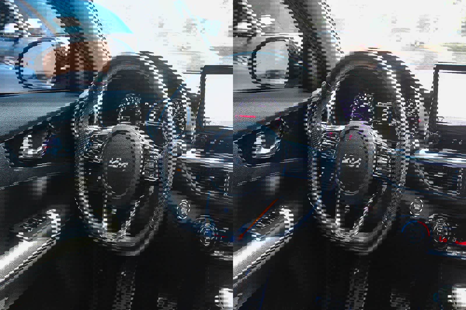 Used 2022 Kia Forte GT-Line image 21