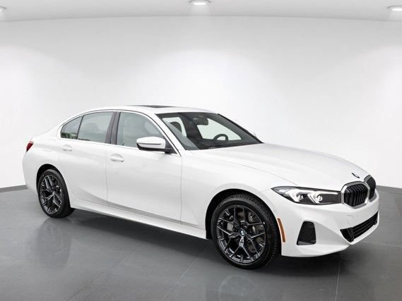 New 2025 BMW 330i xDrive Sedan w/ Premium Package AWD/4WD image 12