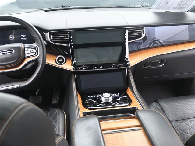 Used 2024 Jeep Grand Wagoneer L Series III image 26