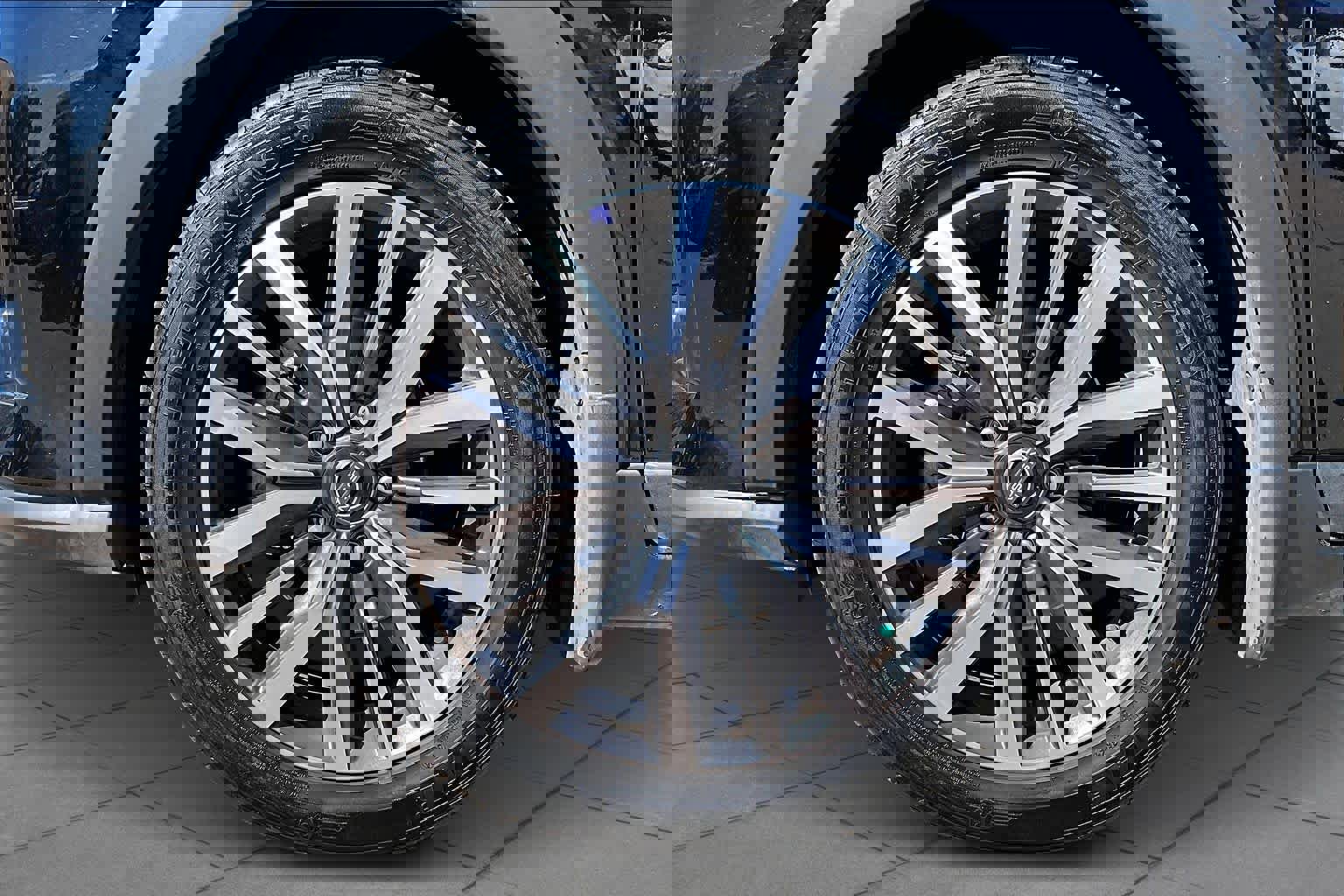 Used 2024 Nissan Kicks SV image 11