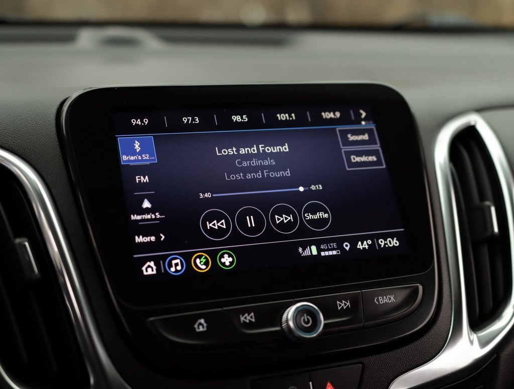 Used 2022 Chevrolet Equinox Premier image 12