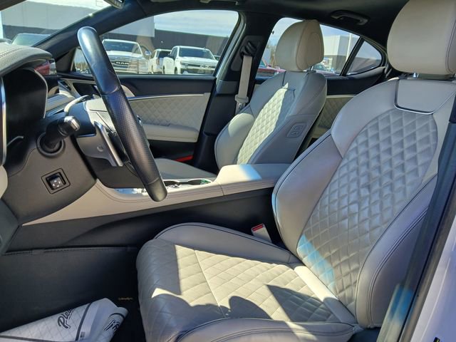 Used 2022 Genesis G70 3.3T w/ Sport Prestige Package image 10