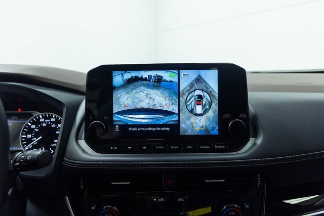 Used 2022 Nissan Rogue SL w/ SL Premium Package image 18