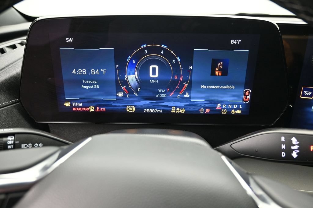 Used 2025 Chevrolet Traverse LT FWD image 9