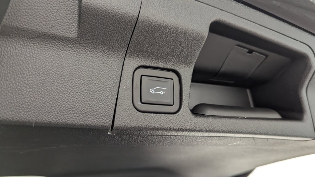 Certified 2023 GMC Acadia Denali w/ LPO, Floor Liner Package FWD image 43