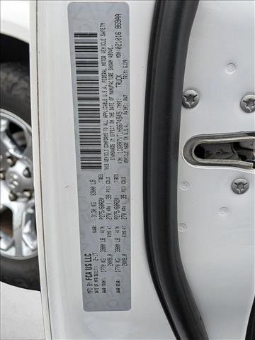 Used 2017 RAM 1500 Laramie w/ Convenience Group image 15