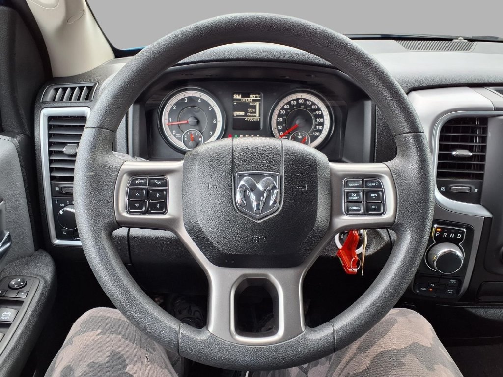Used 2024 RAM 1500 Classic SLT AWD/4WD image 16