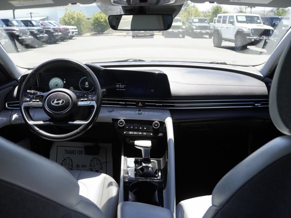 Used 2024 Hyundai Elantra Limited FWD image 26