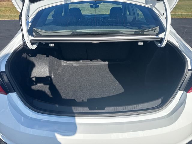 Used 2022 Chevrolet Malibu LS image 26