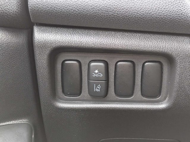 Used 2021 Mitsubishi Outlander Sport ES FWD image 27