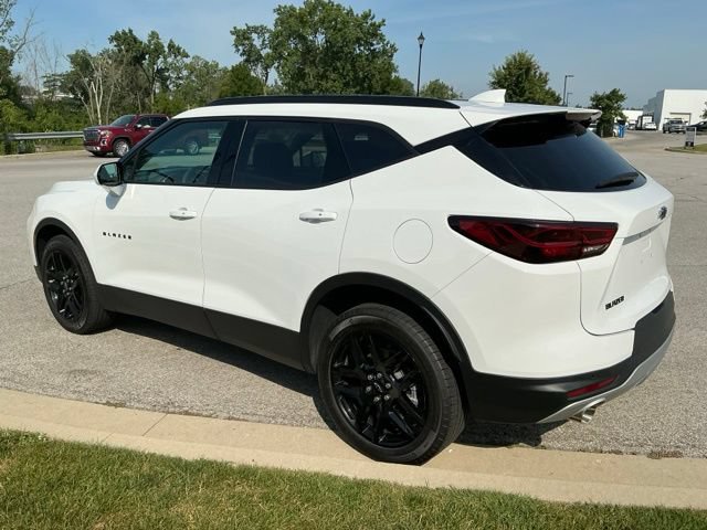 Used 2024 Chevrolet Blazer LT w/ Convenience Package FWD image 4