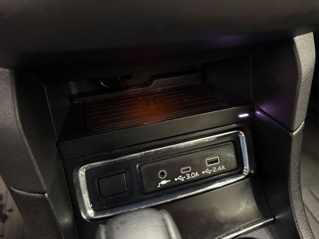 Used 2023 Subaru Ascent Limited image 38