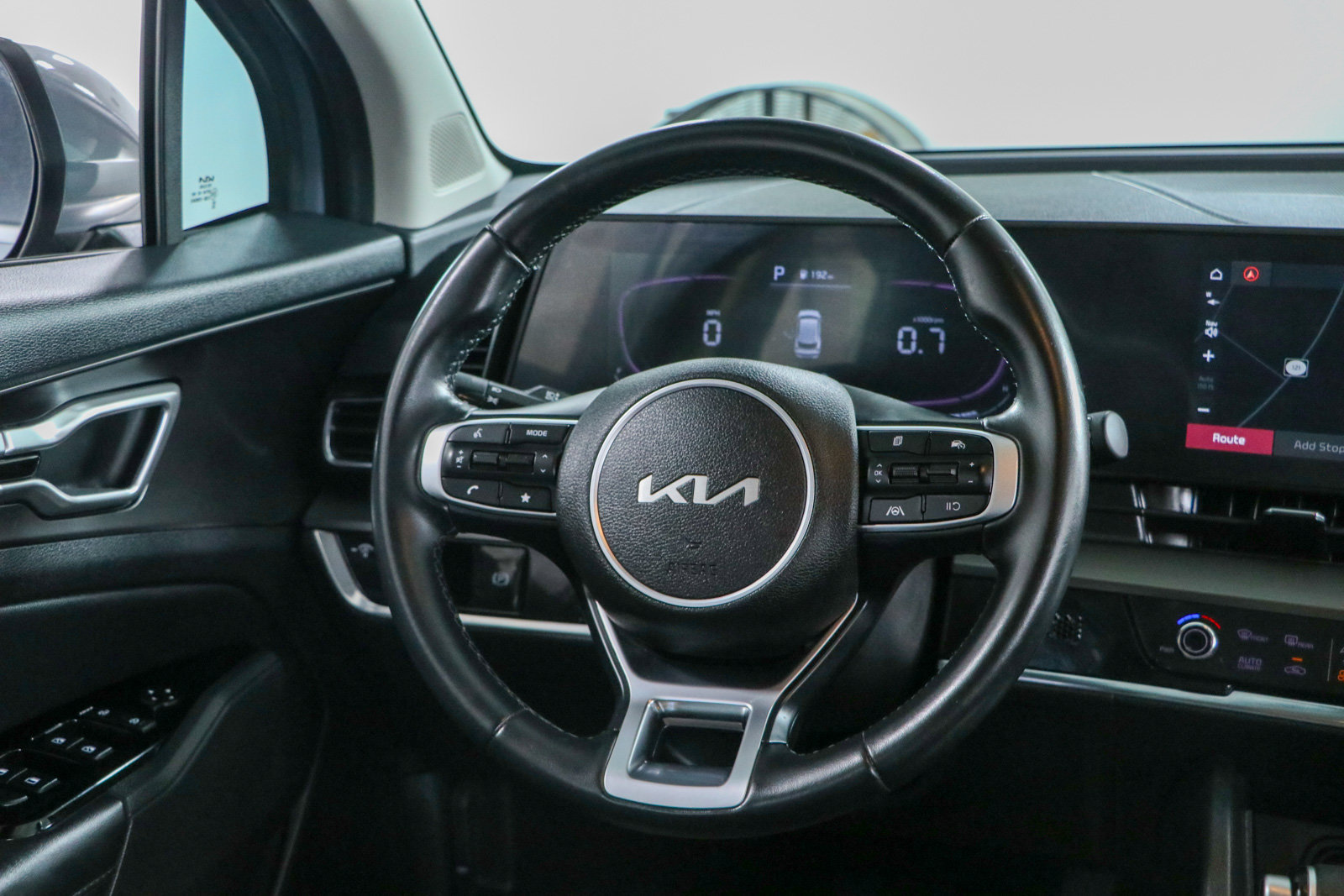 Used 2023 Kia Sportage EX FWD image 12