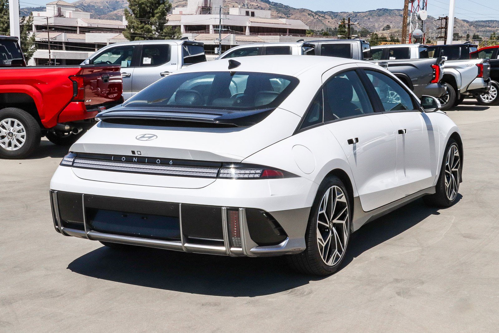Used 2024 Hyundai Ioniq 6 SEL RWD image 7